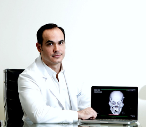 Dr. Daniel Rodríguez, DDS