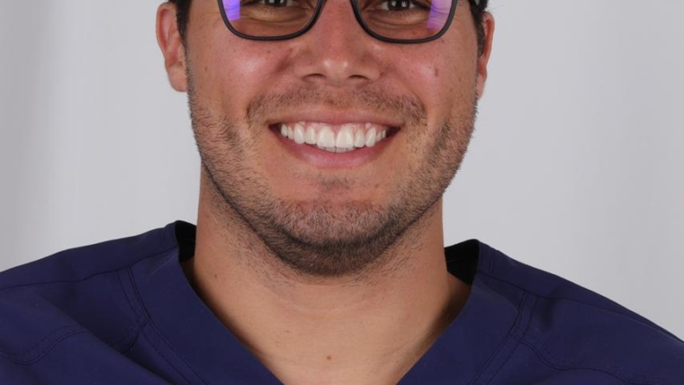 Dr. Juan Alvarado, DDS